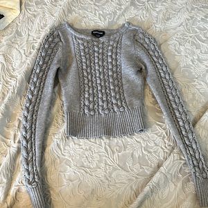 XS bebé cropped sweater super thick great quality